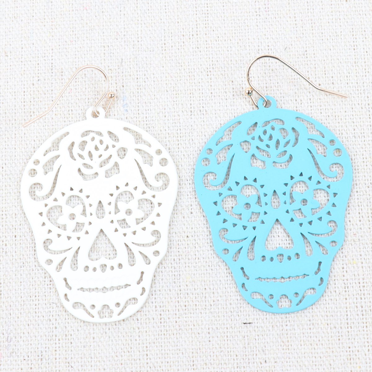 E7933- (Halloween) Skull Color Coating Filigrree Earrings