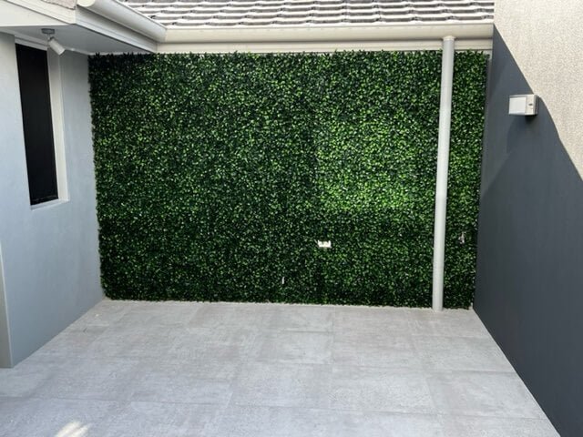 Jasmine Artificial Hedge Screen / Green Wall Panel 100cm X 100cm UV Resistant
