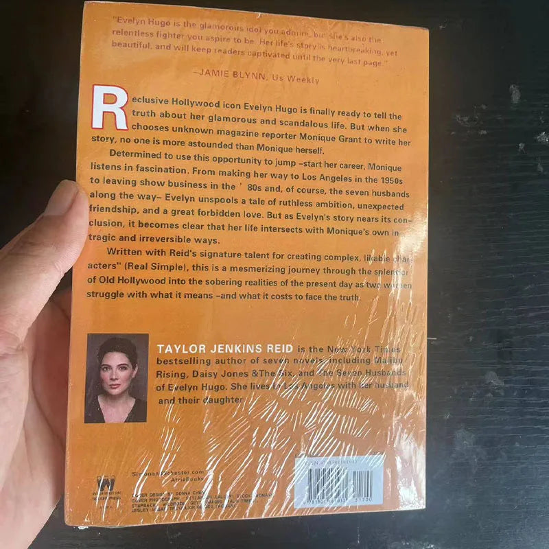 The Seven Husbands of Evelyn Hugo Story Novel