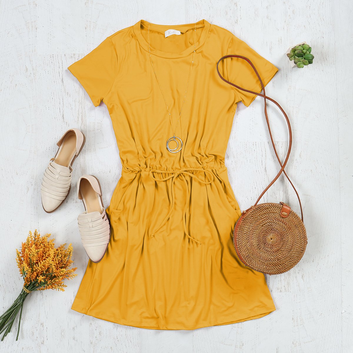 Cinch Waist Ribbon Detail Short Sleeves Solid Dress