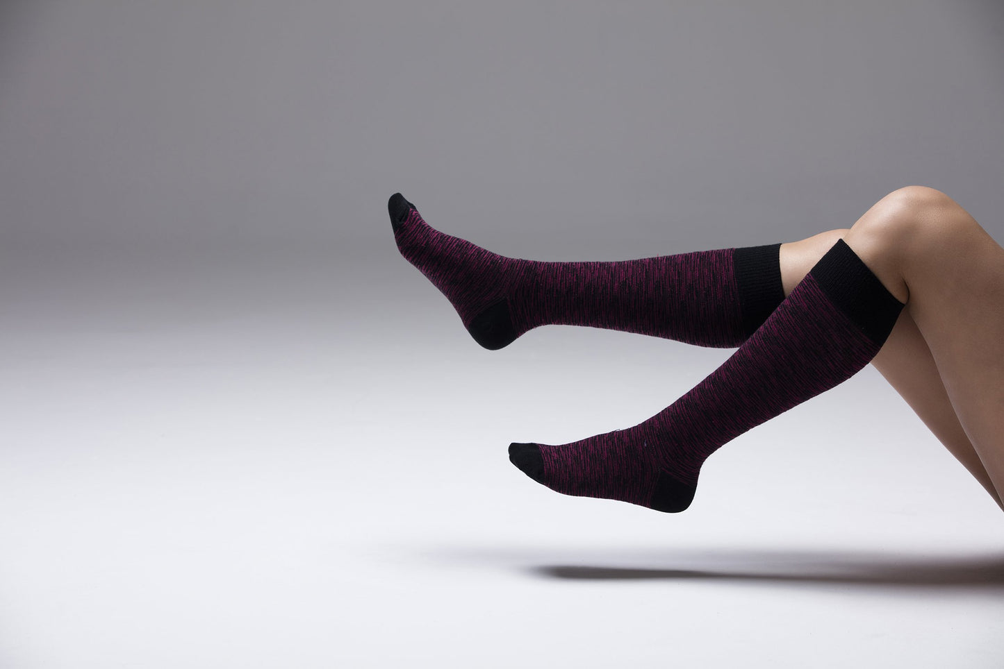Women's Wine Grizzled Stripe Knee High Socks