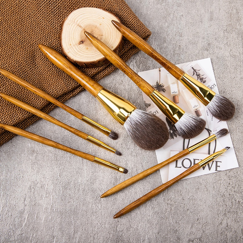 2024 Private Label Makeup Golden 8 Pcs Wooden Handle Snow Fox Makeup Brush Loose Set Powder Makeup Brushes