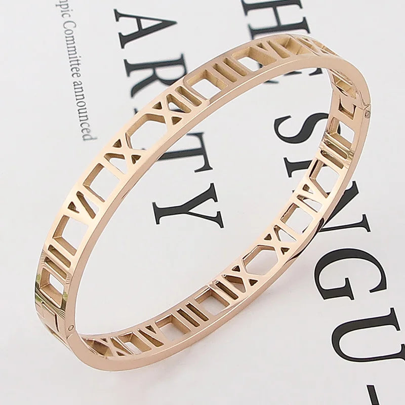 Delicate Hollow Roman Numeral Bracelets & Bangles Titanium Steel Bangle Fine Jewelry for Women Vacuum Plating Bangle Top Quality
