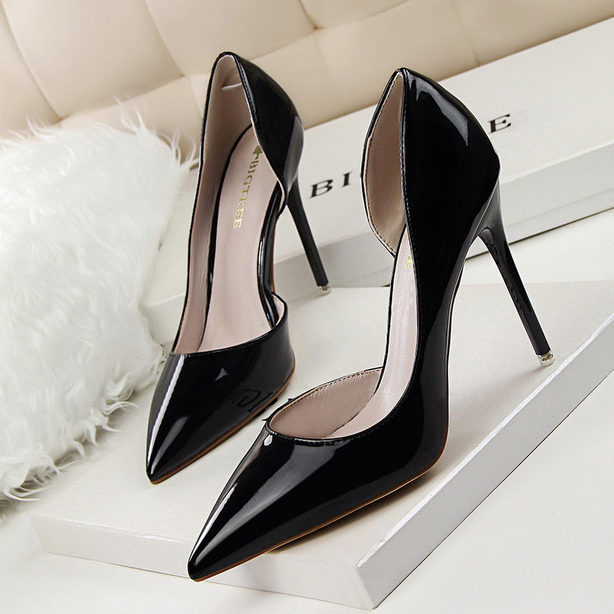 S4680F  Stylish Simple Stiletto High Heel Patent Leather Shallow Mouth Pointed Toe Hollow Sexy Girls Wedding Shoes