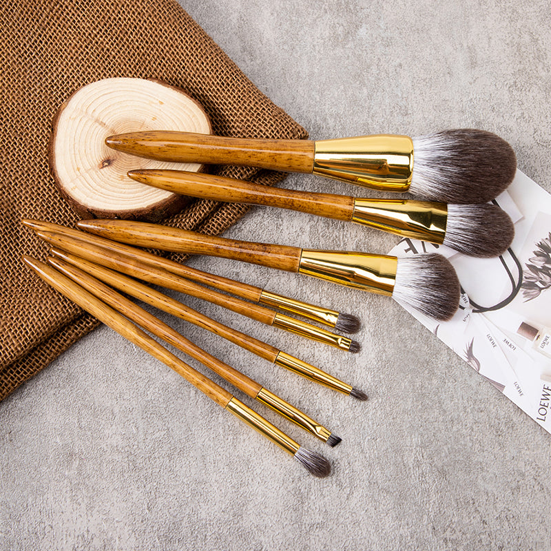 2024 Private Label Makeup Golden 8 Pcs Wooden Handle Snow Fox Makeup Brush Loose Set Powder Makeup Brushes