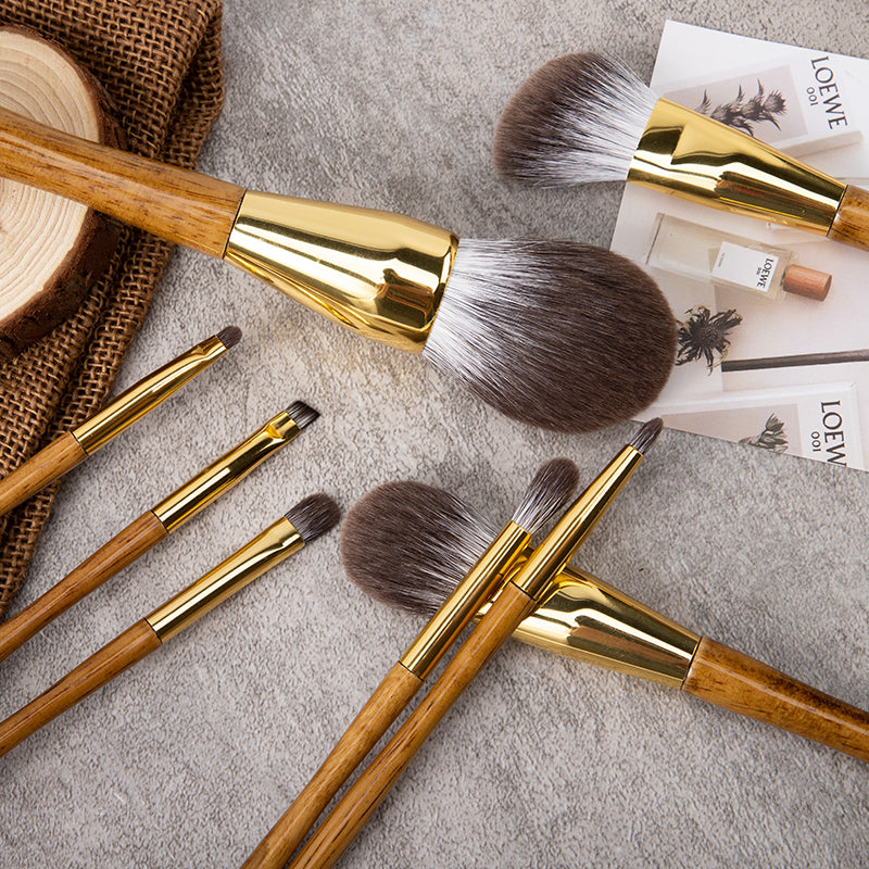 2024 Private Label Makeup Golden 8 Pcs Wooden Handle Snow Fox Makeup Brush Loose Set Powder Makeup Brushes