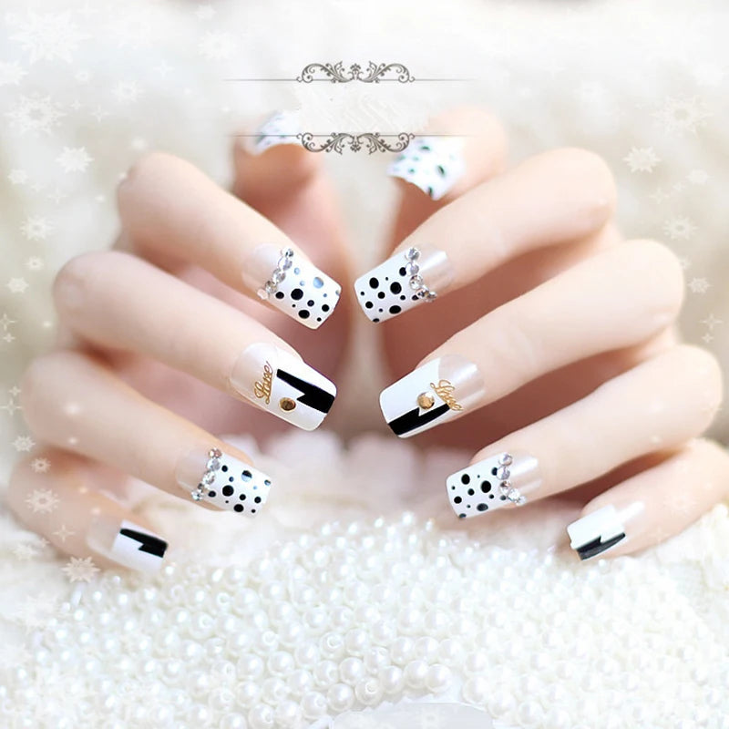 24pcs False Nails Floral Beads Decorated Artificial Nail Tips Bride Reusable Fingernails Fake Nail Press on Nail накладные ногти