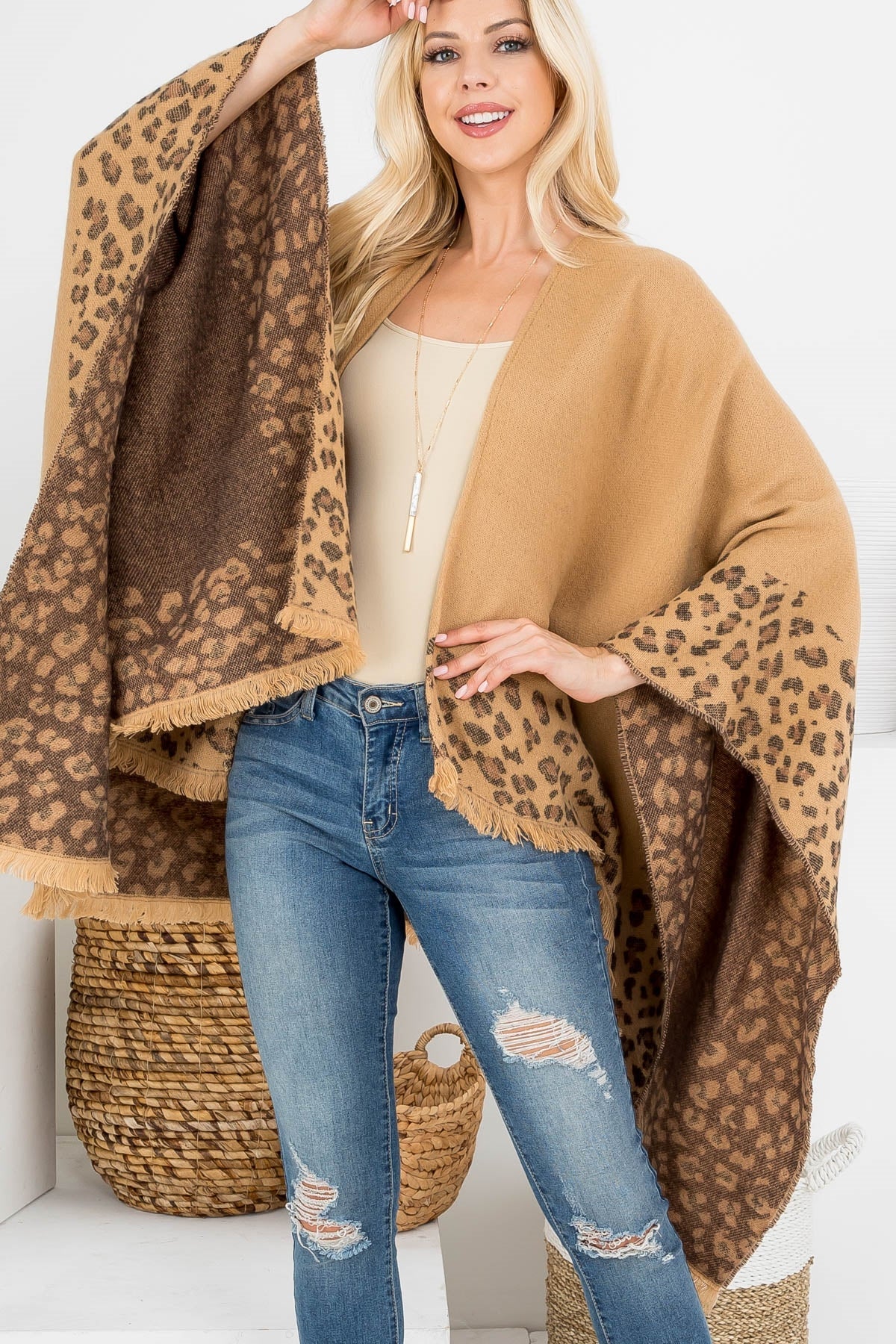 Hdf2090leo - Leopard Print Shawl Cardigan