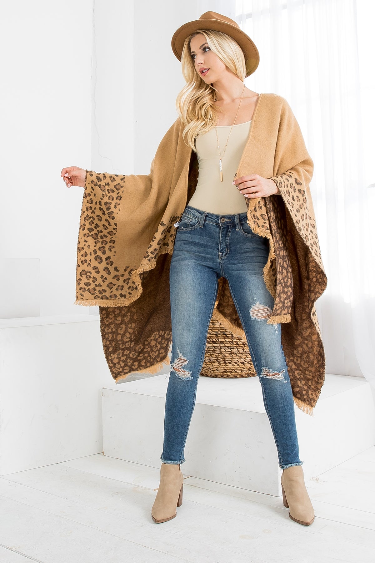 Hdf2090leo - Leopard Print Shawl Cardigan