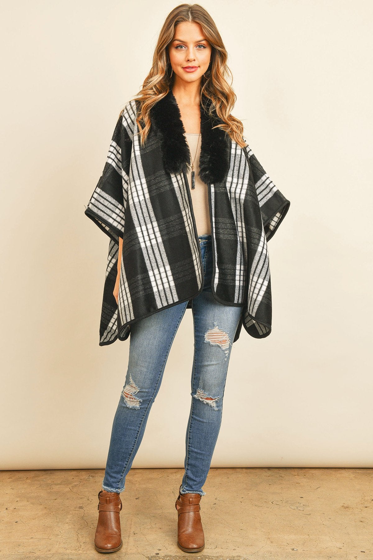 Hdf3146 - Plaid Fur Open Front Kimono