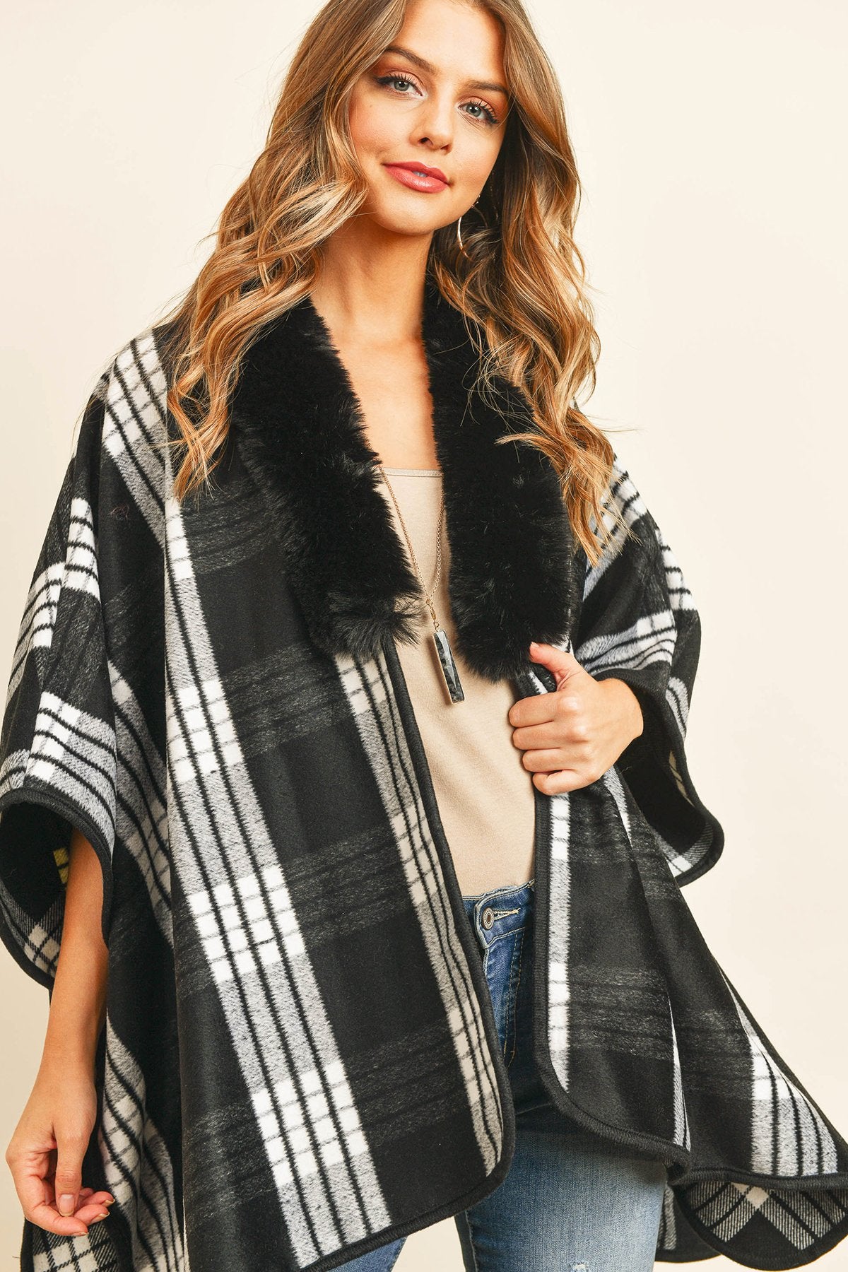 Hdf3146 - Plaid Fur Open Front Kimono