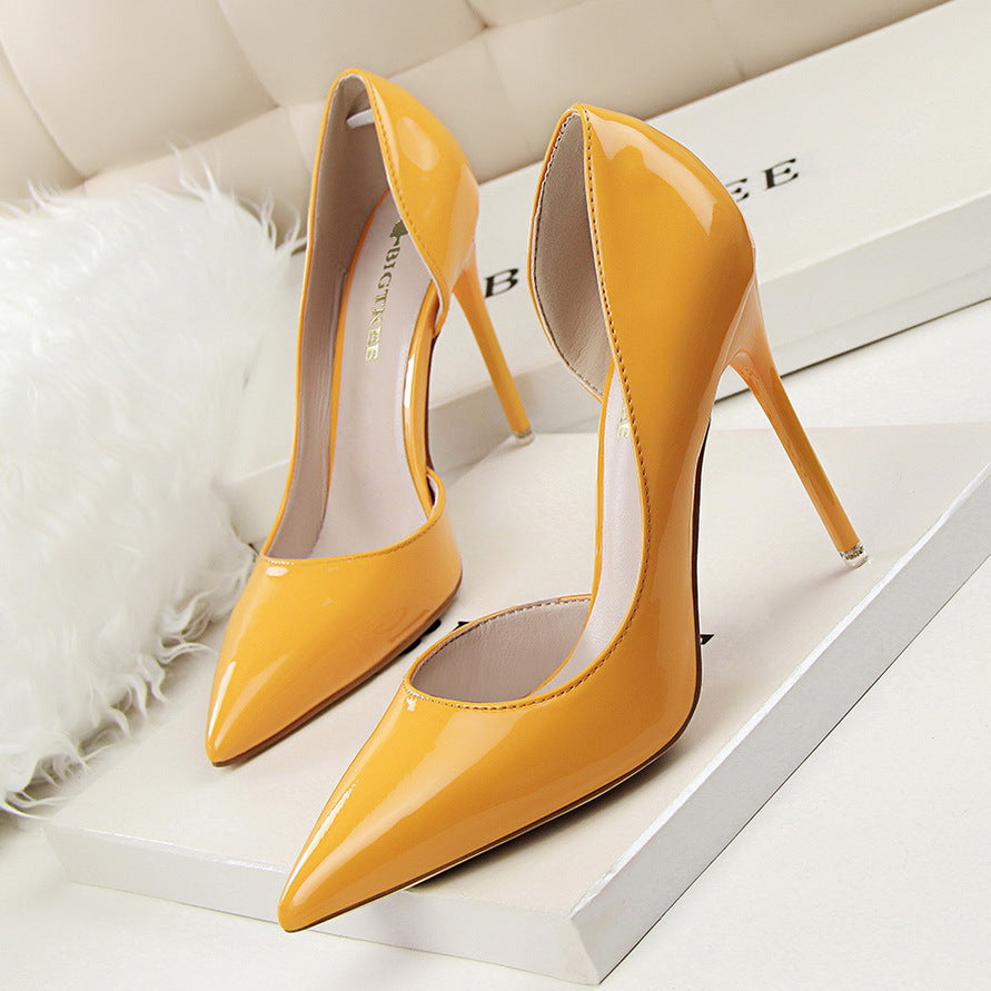 S4680F  Stylish Simple Stiletto High Heel Patent Leather Shallow Mouth Pointed Toe Hollow Sexy Girls Wedding Shoes