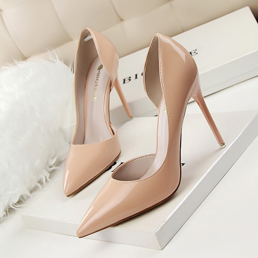 S4680F  Stylish Simple Stiletto High Heel Patent Leather Shallow Mouth Pointed Toe Hollow Sexy Girls Wedding Shoes