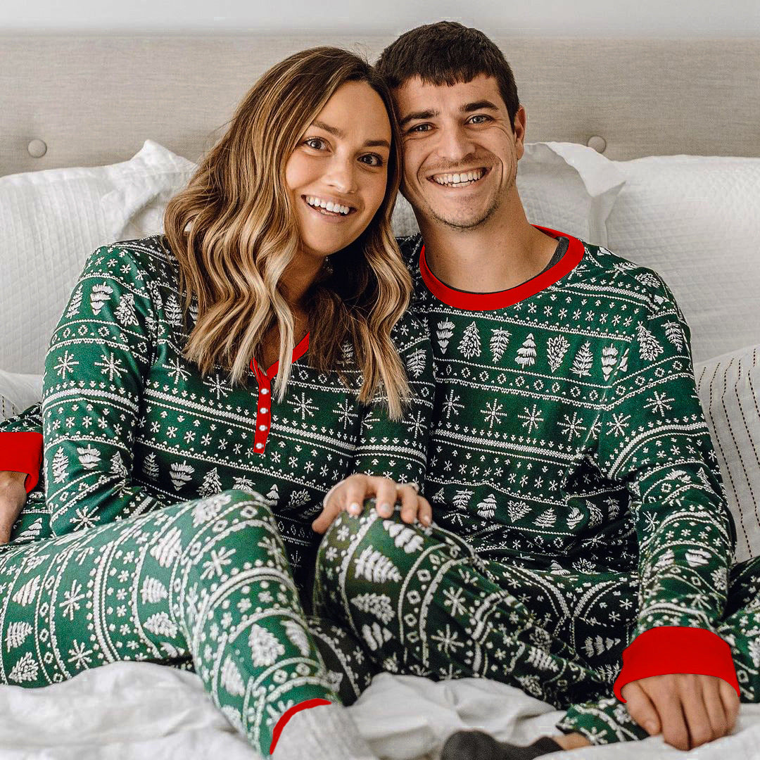 New Design Wholesale Sleeping Wear Christmas Trees Printed Pajamas Color Patchwork Christmas Family Pajama Set