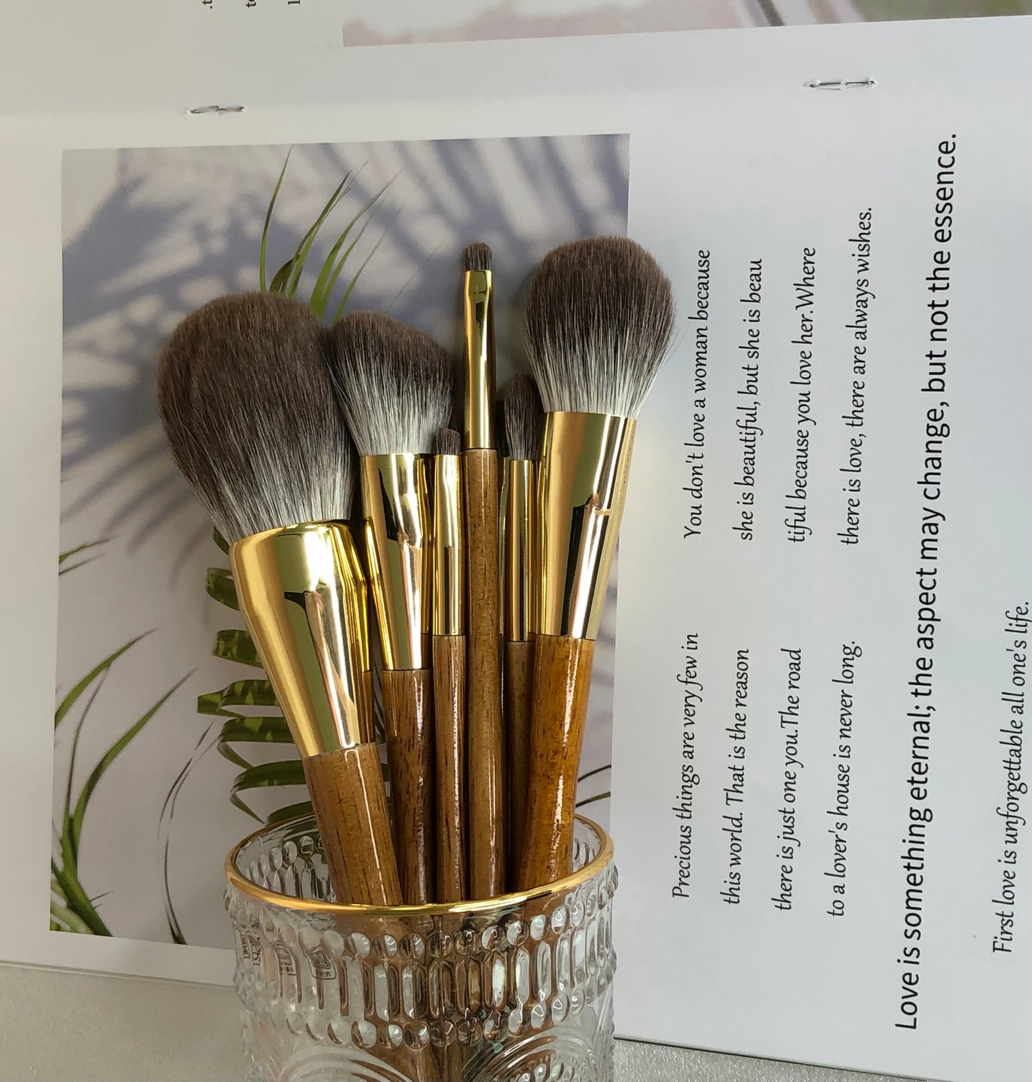 2024 Private Label Makeup Golden 8 Pcs Wooden Handle Snow Fox Makeup Brush Loose Set Powder Makeup Brushes