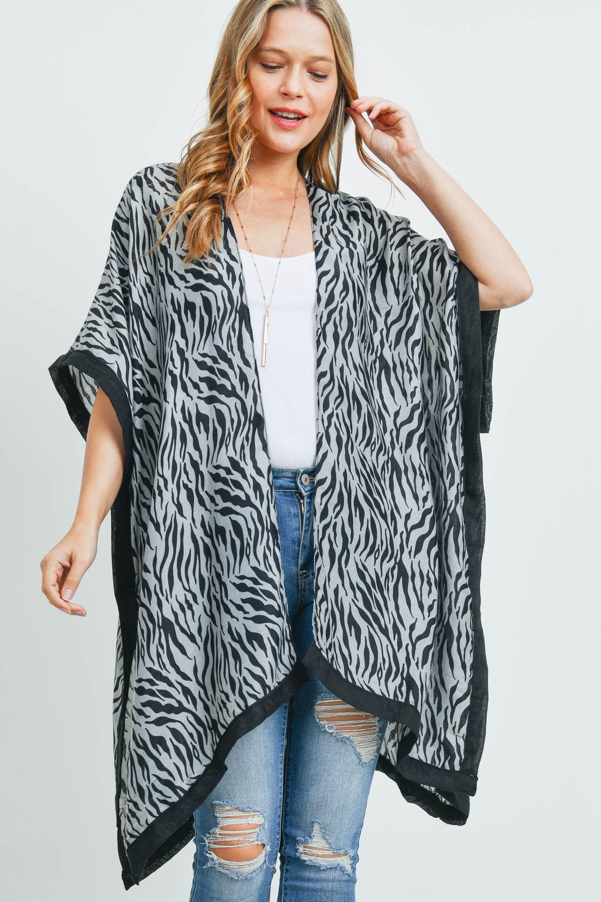 Ms0159gr - Gray Tiger Black Trim Kimono