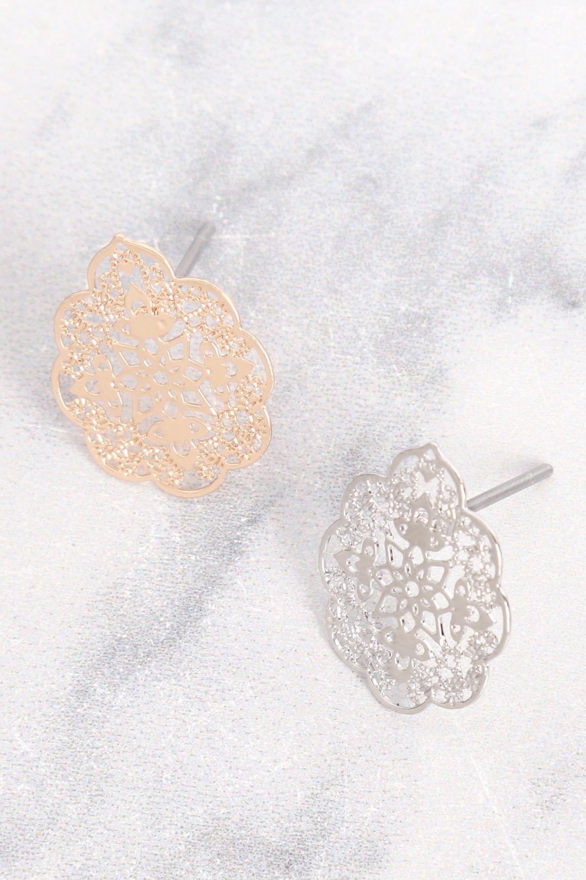 Oeb058 - Metal Filigree Post Earrings