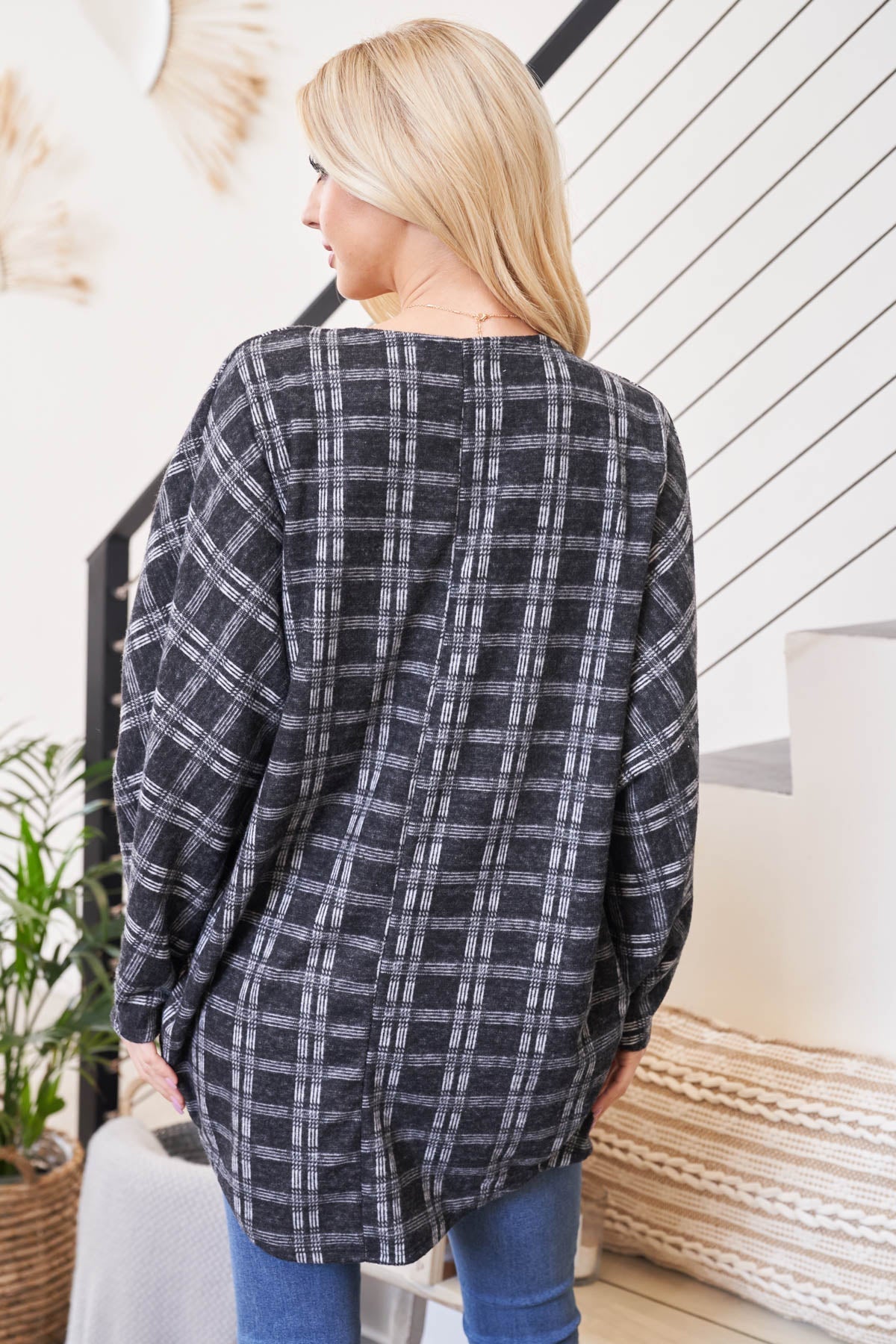 Plaid Round Hem Pocket Open Front Cardigan