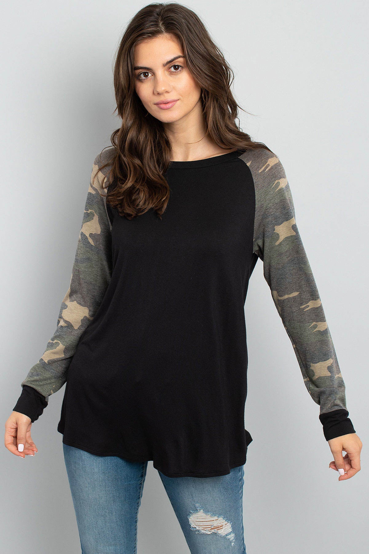 Camouflage Sleeved Round Hem Solid Knit Top