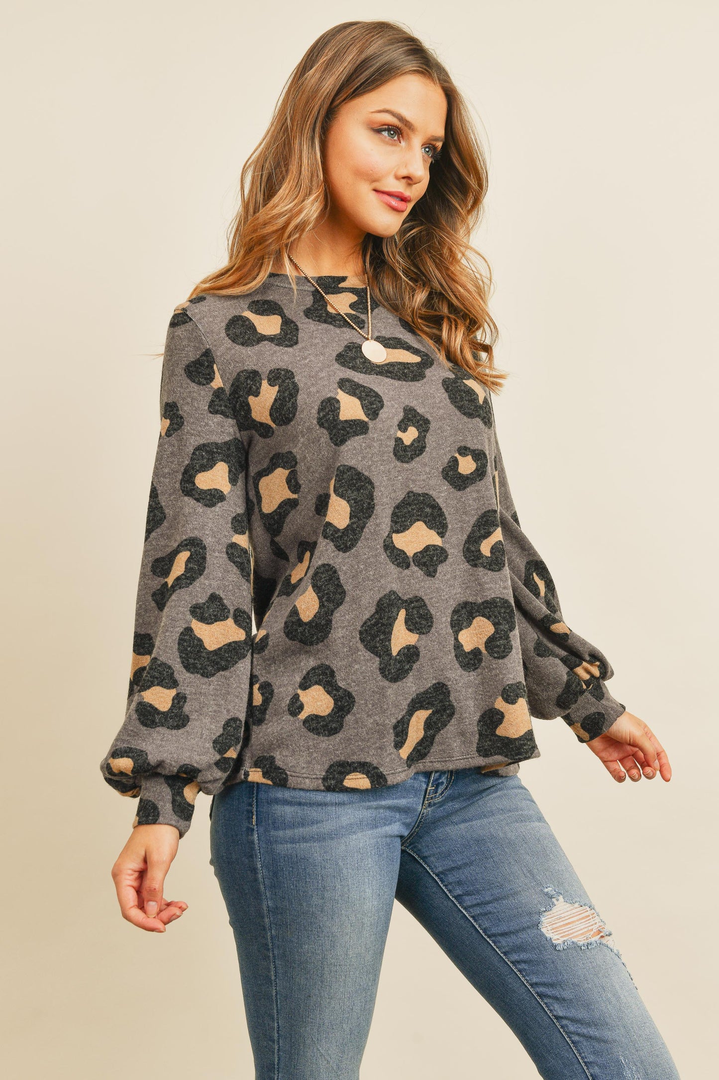 Puff Sleeved Leopard Print Top