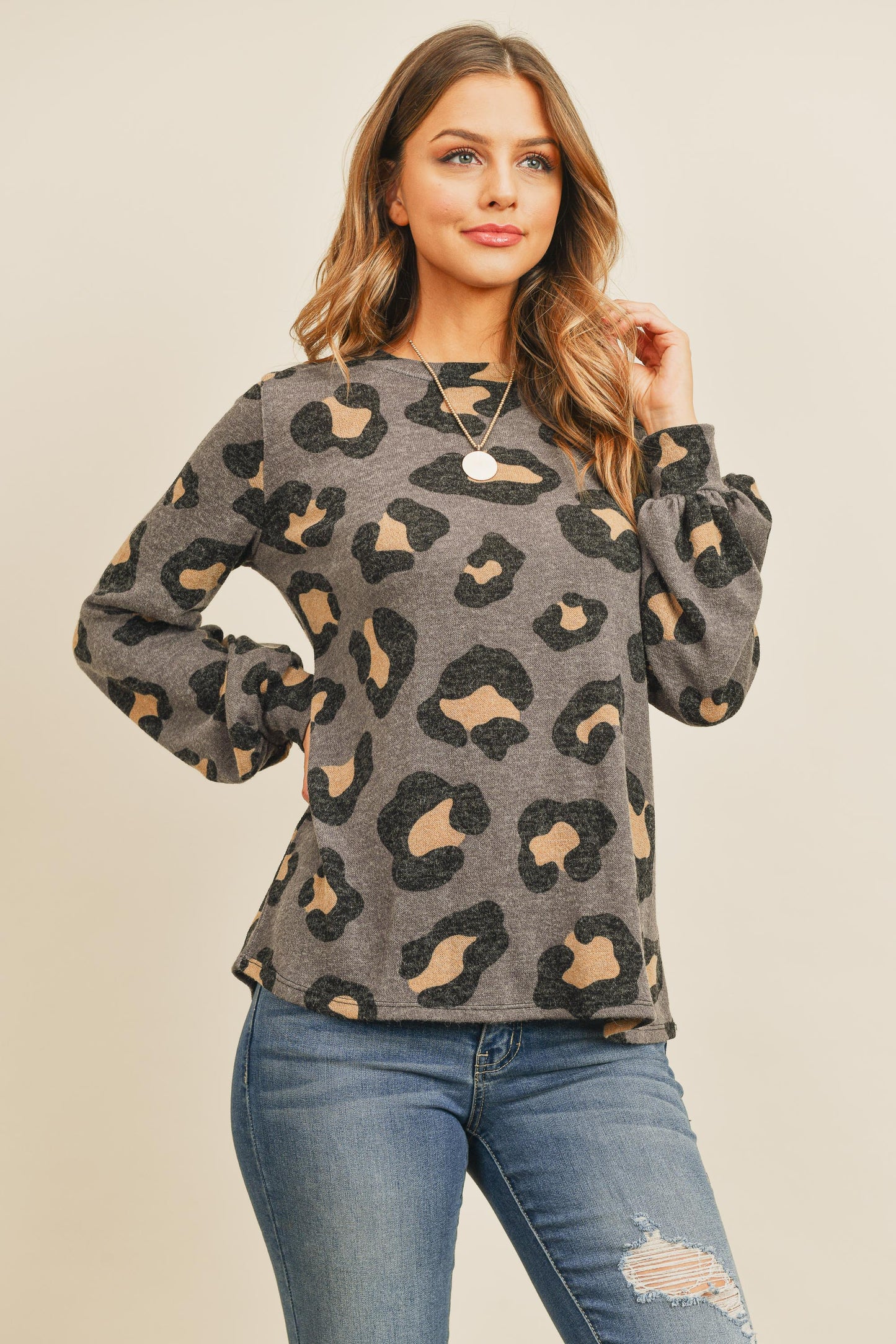 Puff Sleeved Leopard Print Top