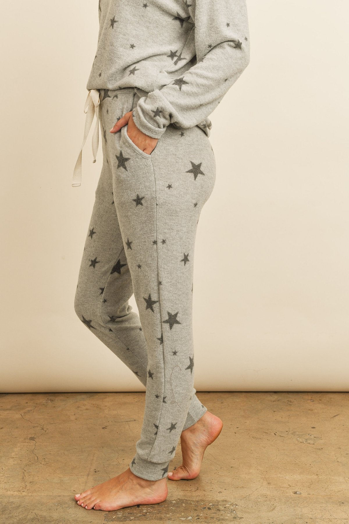 Star Print Brushed Top and Joggers Set With Self Tie