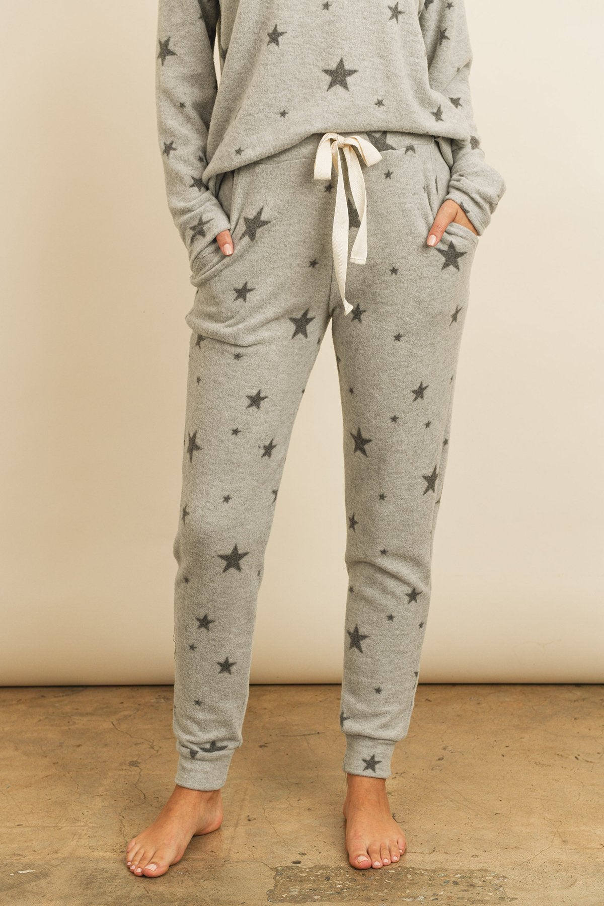 Star Print Brushed Top and Joggers Set With Self Tie