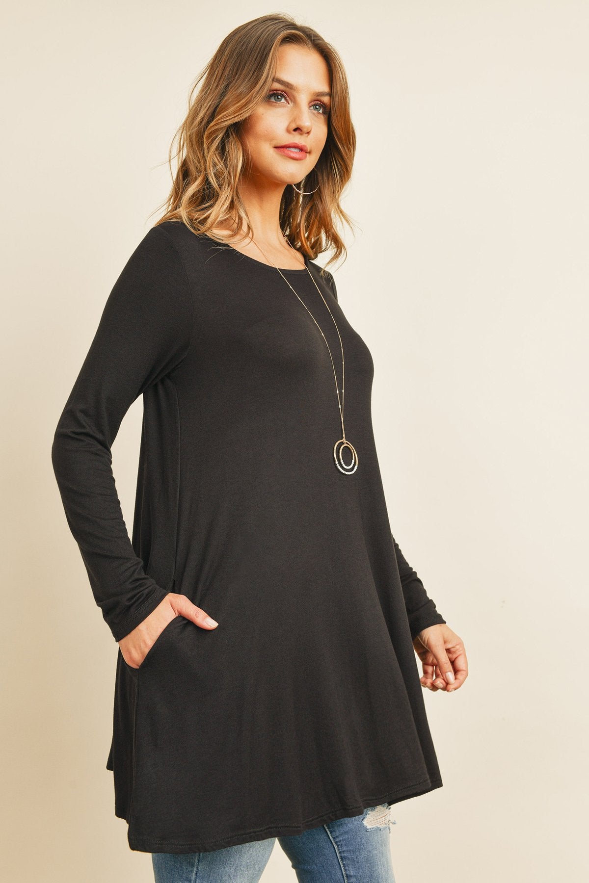 Solid Long Sleeve Top With Inseam Pocket