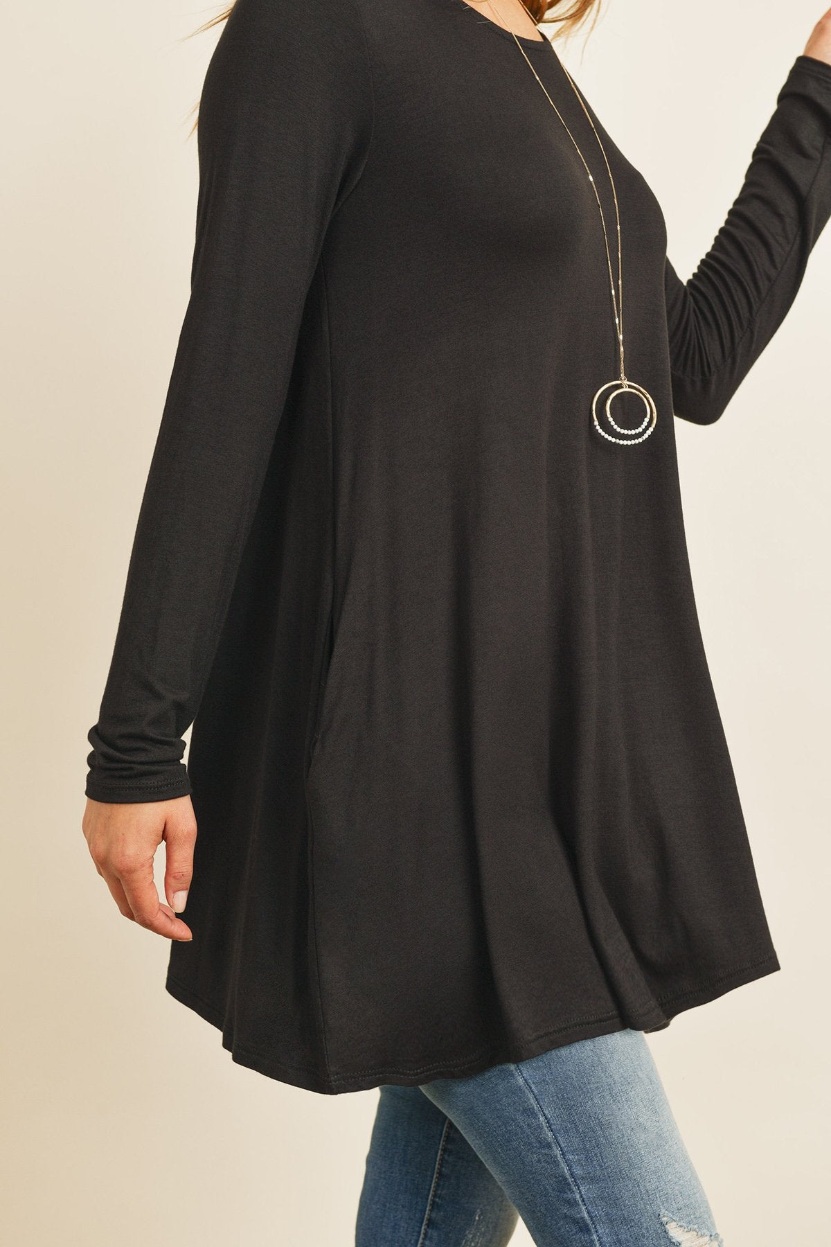 Solid Long Sleeve Top With Inseam Pocket