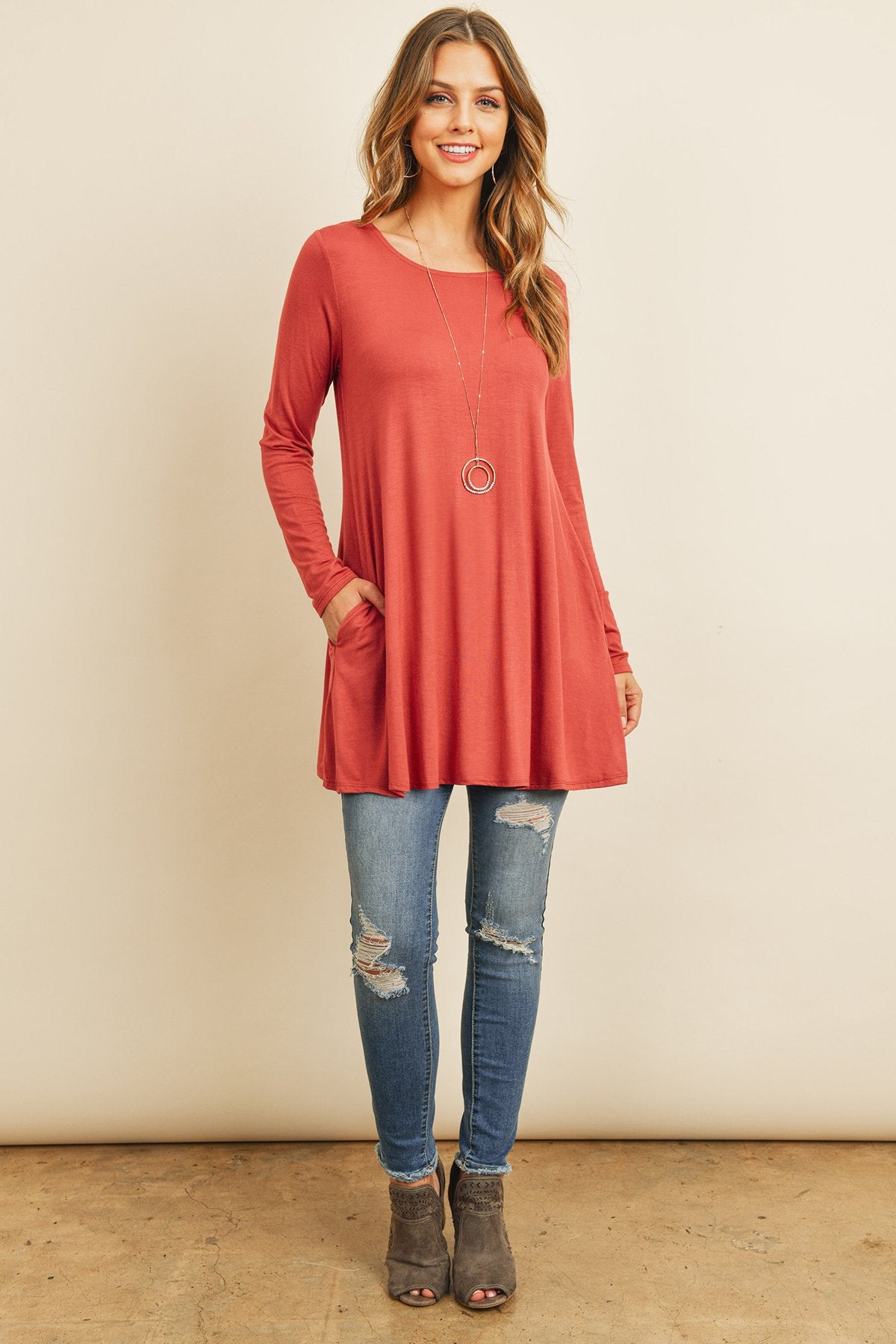 Solid Long Sleeve Top With Inseam Pocket