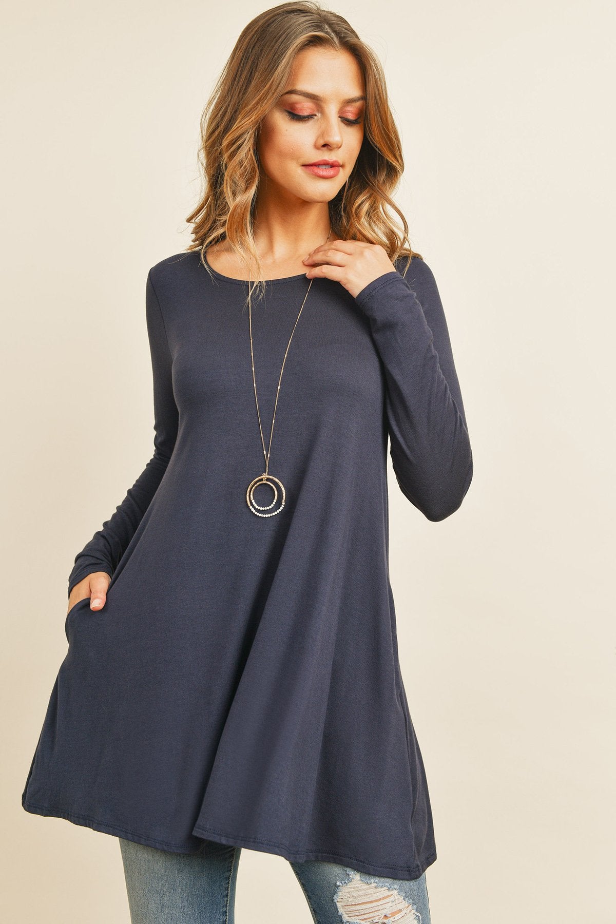 Solid Long Sleeve Top With Inseam Pocket