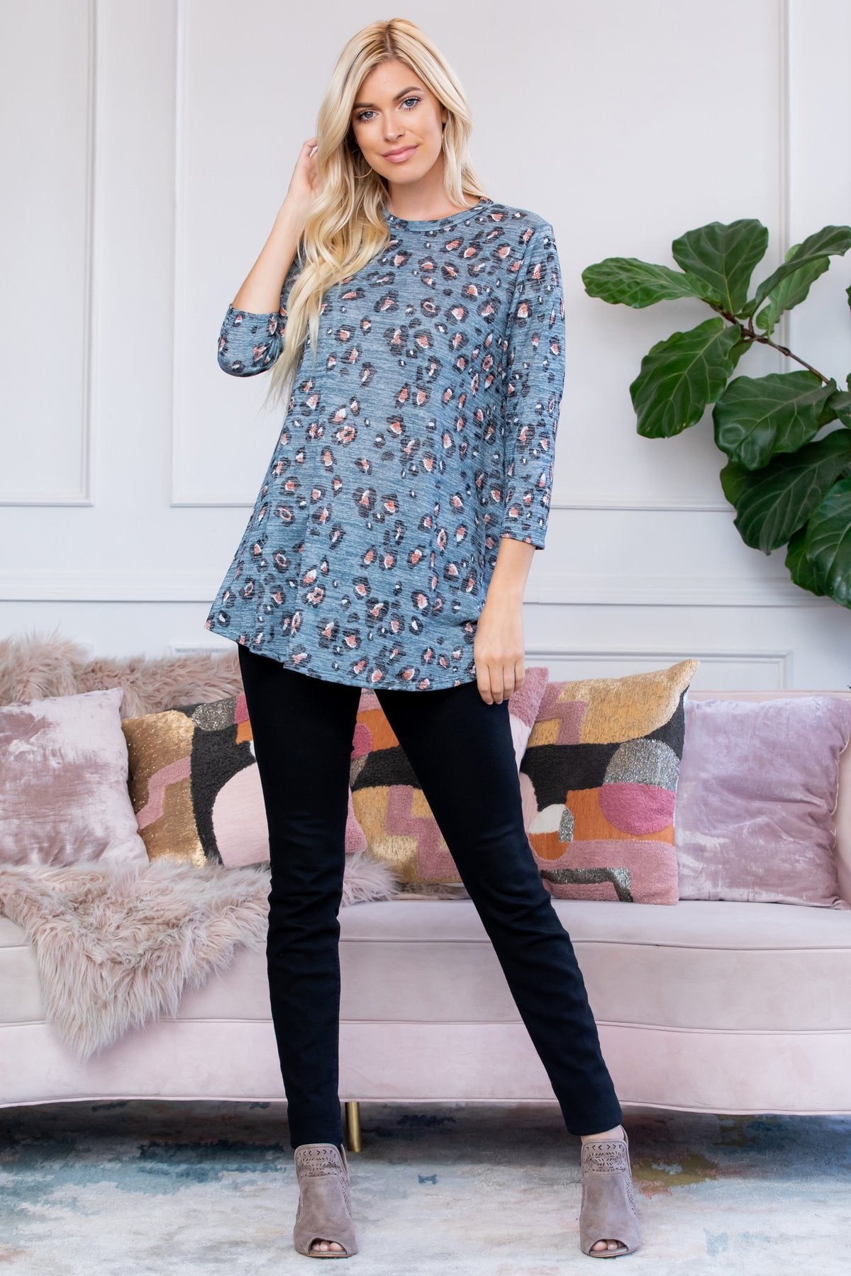 Leopard Print Quarter Sleeve Swing Top