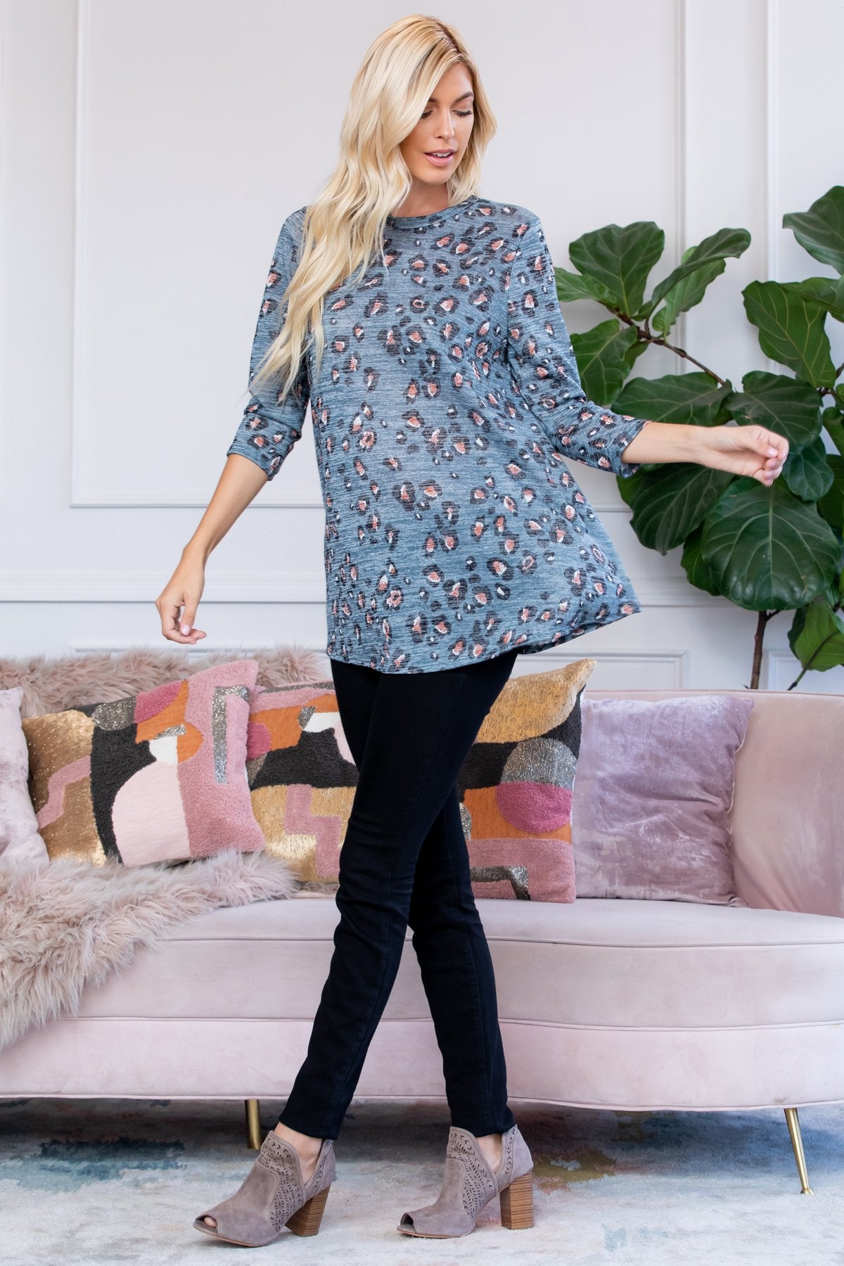 Leopard Print Quarter Sleeve Swing Top