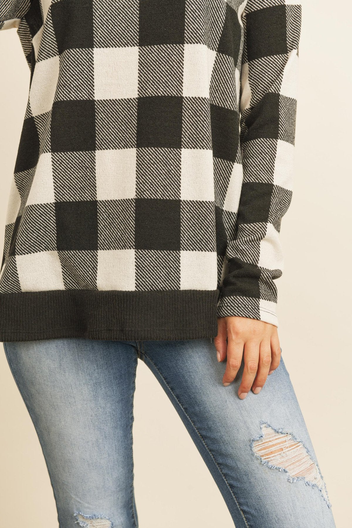 Checker Plaid V-Neck Long Sleeve Top