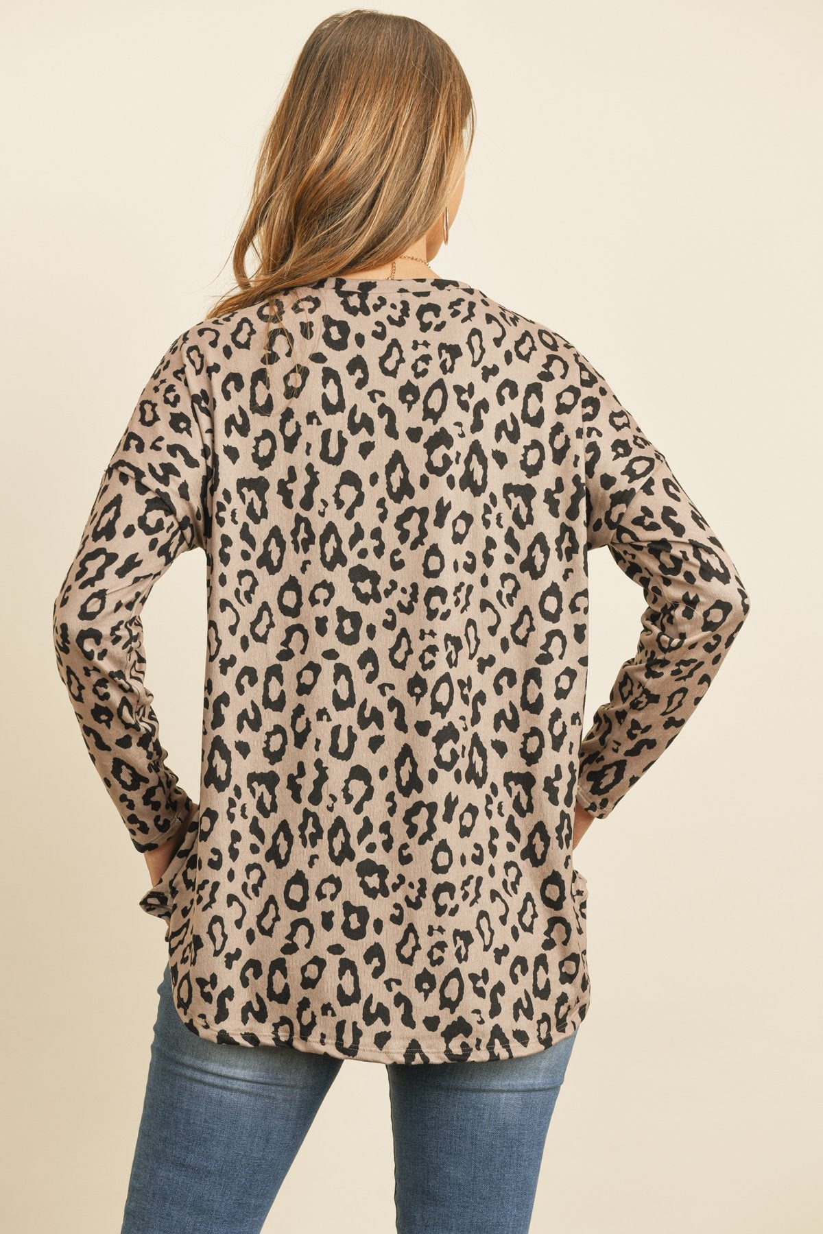 Long Sleeve Animal Print Rounded Hem Top
