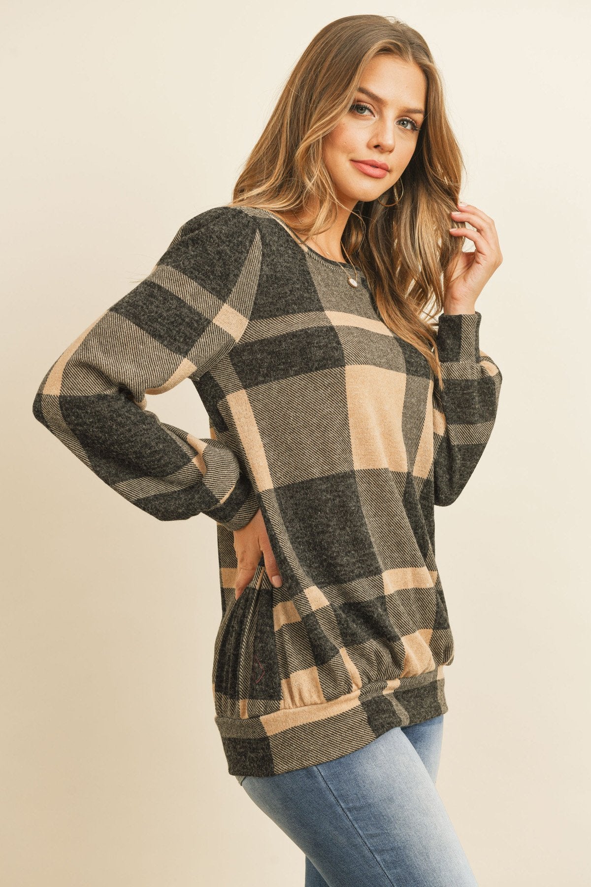 Plaid Round Neck Long Sleeve Top