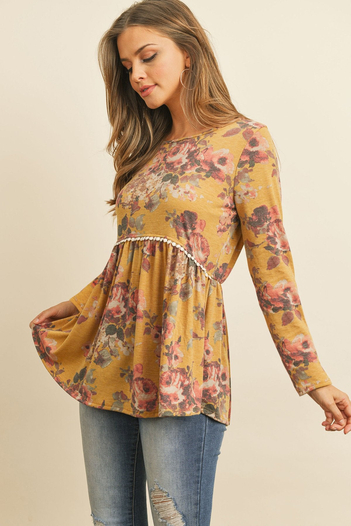 Floral Long Sleeved Cinch Waist Lace Detail