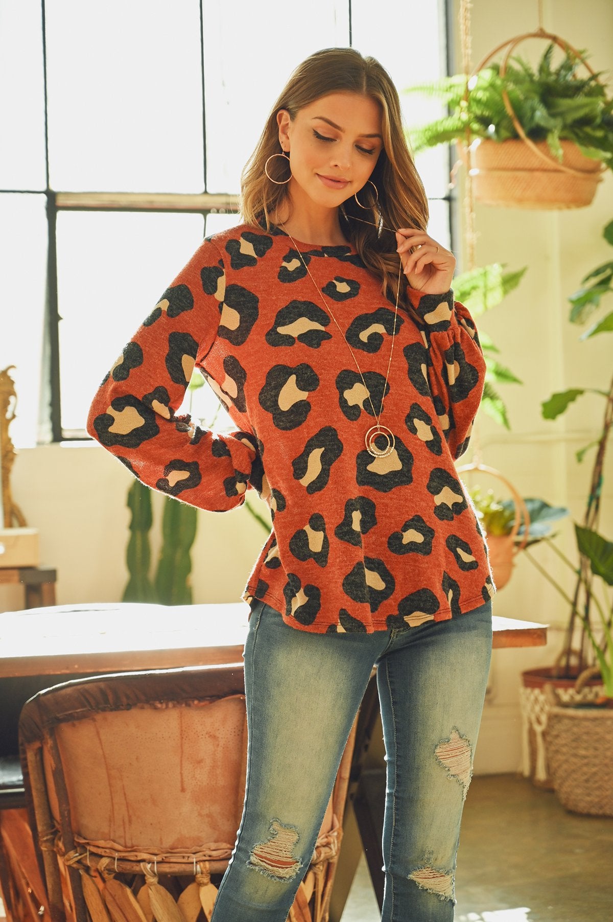 Puff Sleeved Leopard Print Top