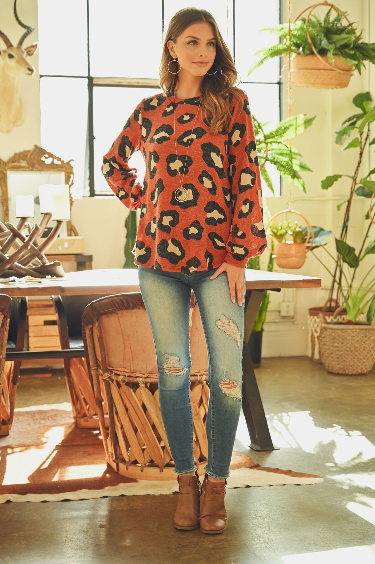 Puff Sleeved Leopard Print Top