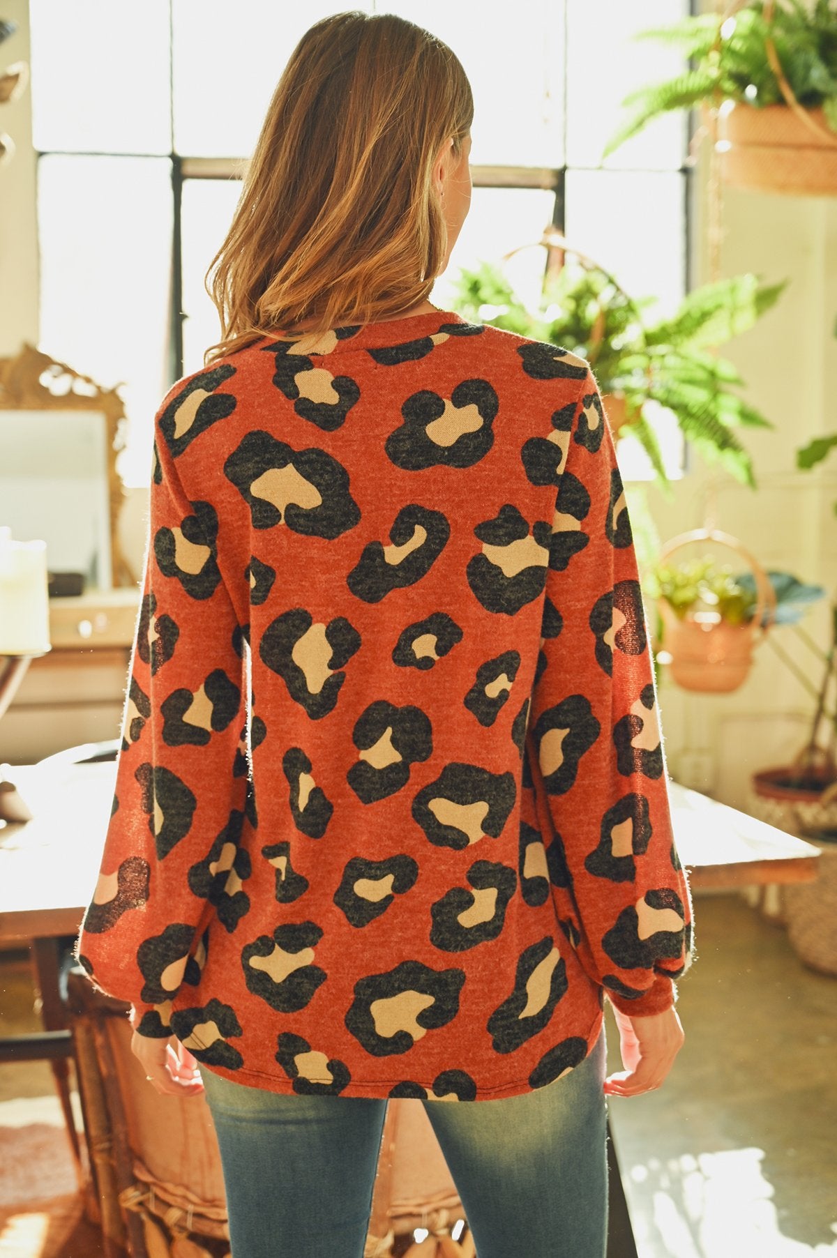Puff Sleeved Leopard Print Top