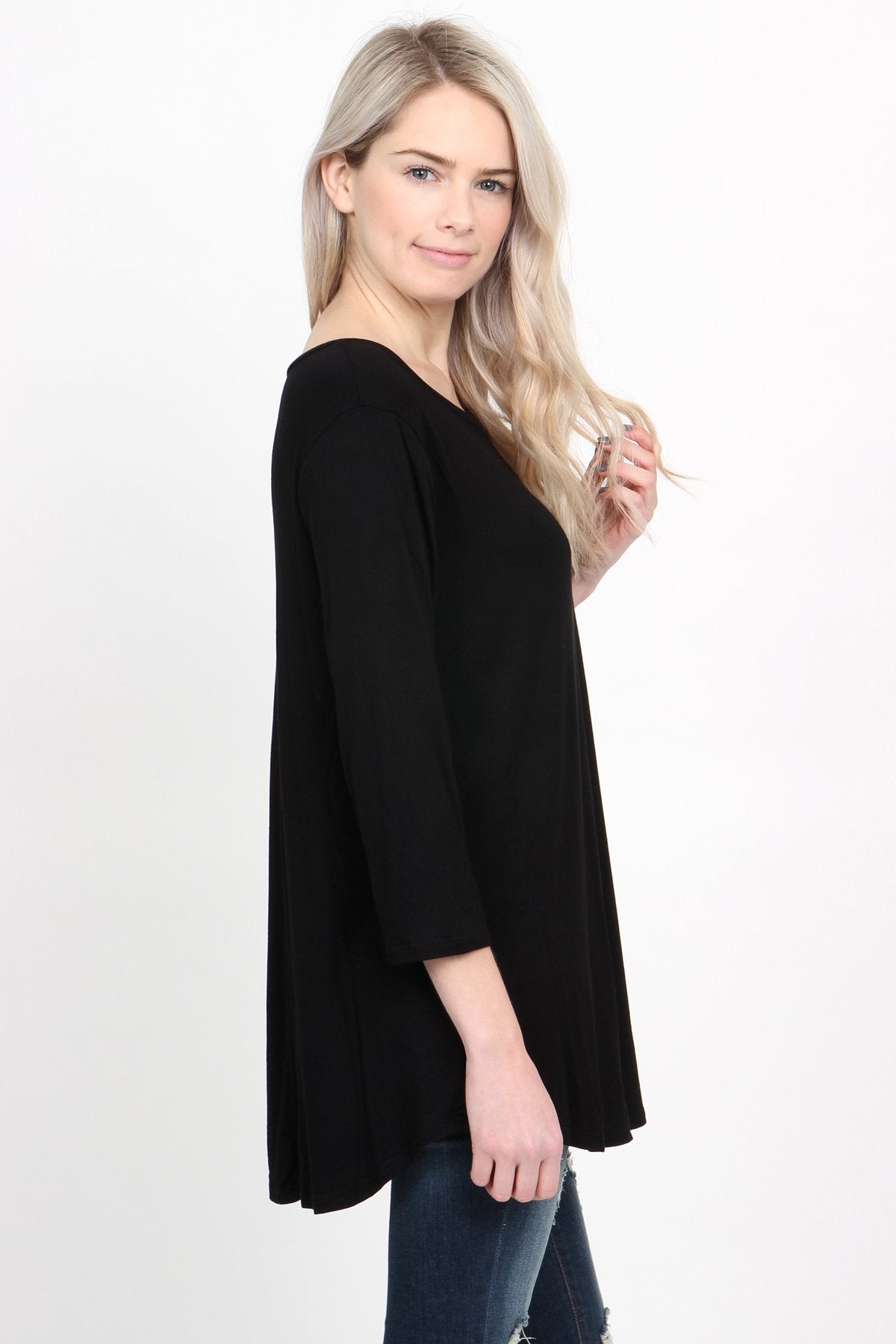 Premium 3/4 Sleeve Dolphin Hem Top