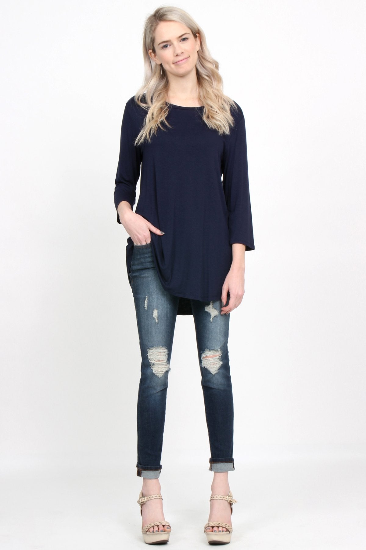 Premium 3/4 Sleeve Dolphin Hem Top