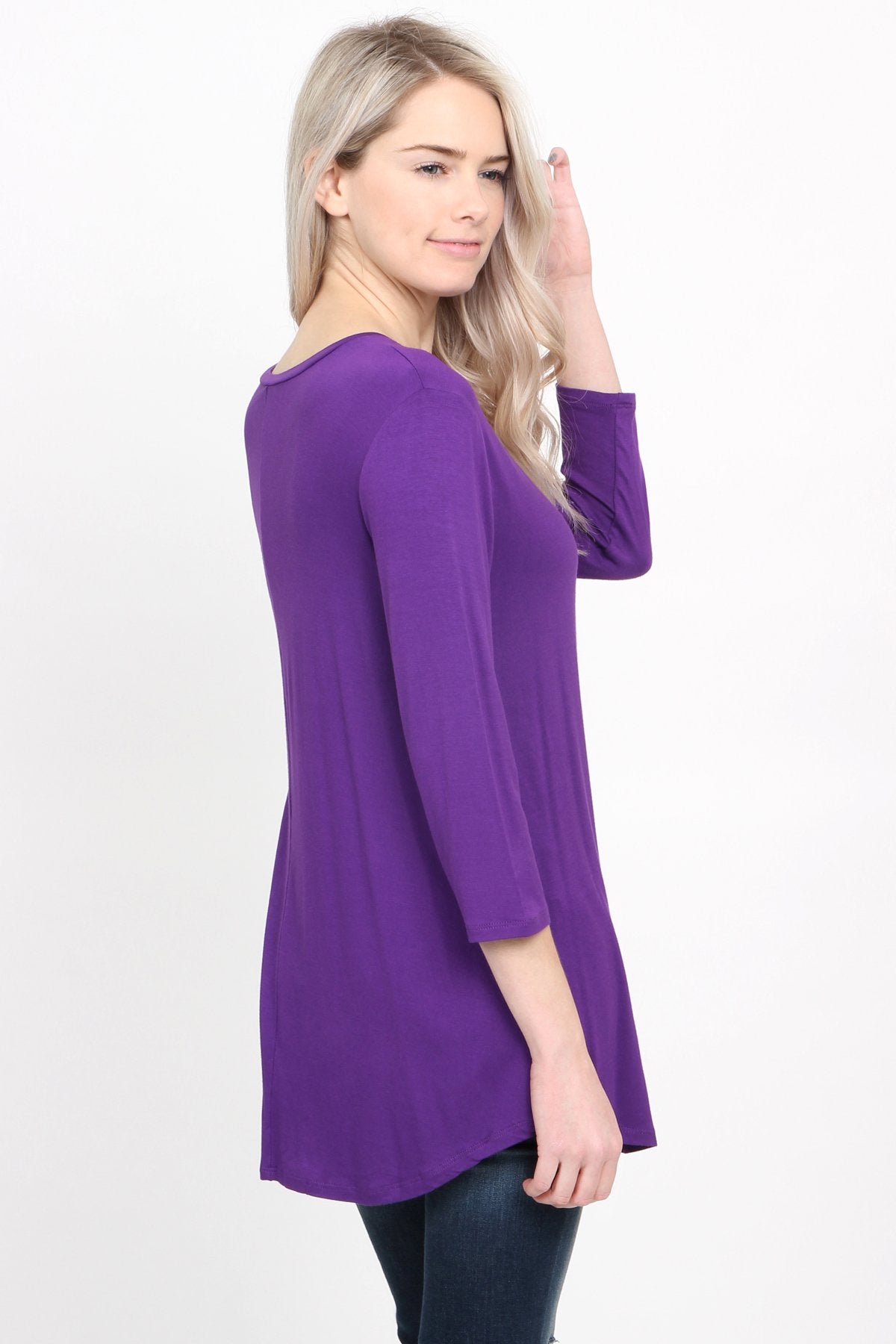 Premium 3/4 Sleeve Dolphin Hem Top