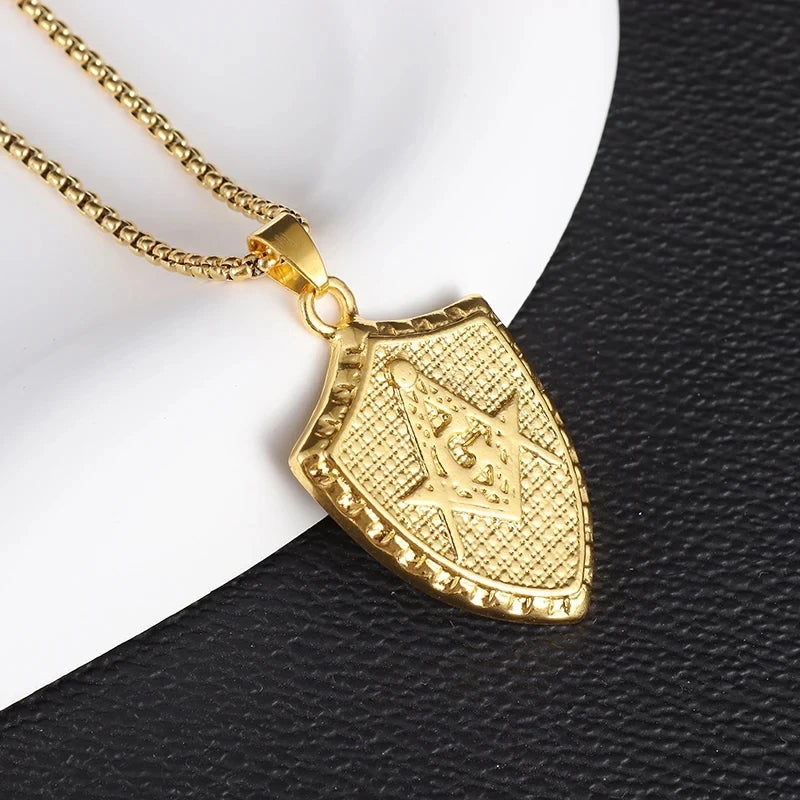 Men\'s Classic Punk Gold Plated Freemason Round Medal Pendant Necklace Hip Hop Style Rock Party Jewelry