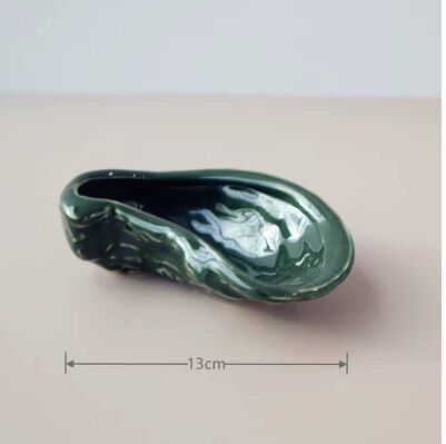 Irregular Ceramic Plate Oyster-Shaped Dinner Plate Dessert Plates Fruit Snack Tray Decorative Plates Seasoning Bowl Spice Dishes
