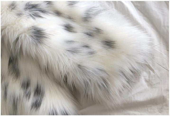 Women Winter New Faux Fox Fur Coats Ladies Casual Snow Leopard Print Fur Jackets Female Thick Warm Mid-Long Plush Outerw