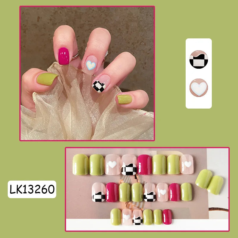 24PcsSet Wearable Press on Nail Art Full Cover Manicure Ballet Cute Nails False Removable Fake Nails With Glue Short Square Head