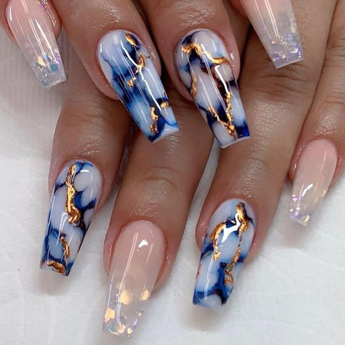 24Pcs Press on Nails Wearable Fake Nails Pink Gradient Glitter Butterfly Rhinestones False Nail Full Cover Acrylic Nail Tips