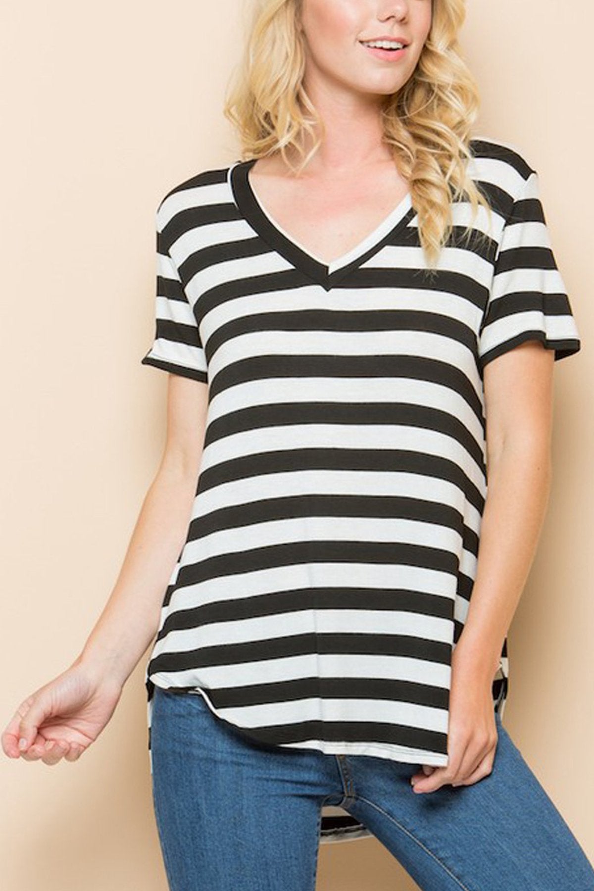 Short Sleeves Striped Pattern V-Neck Top
