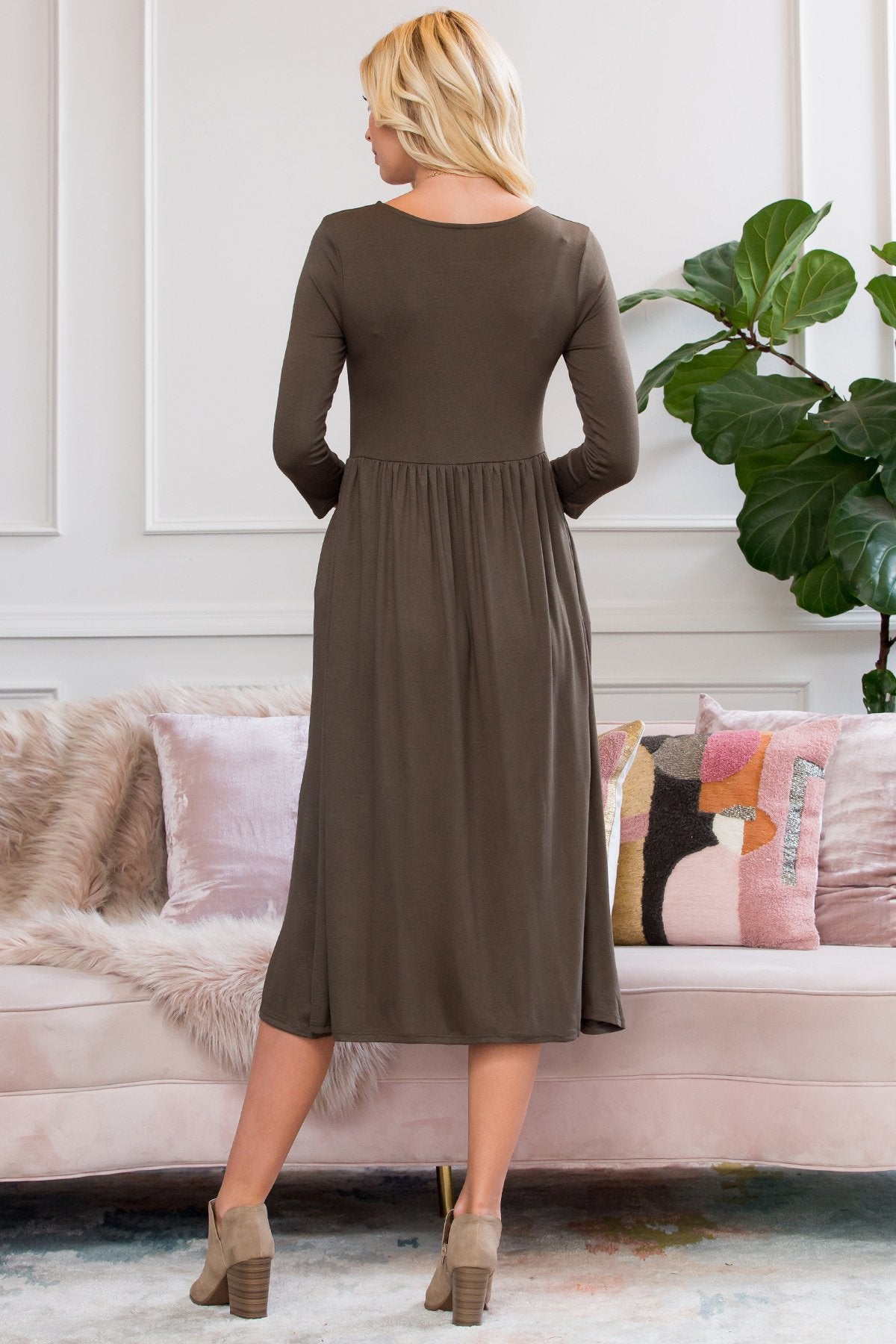 Viscose 3/4 Sleeve Round Neck Waist Shirring Dress